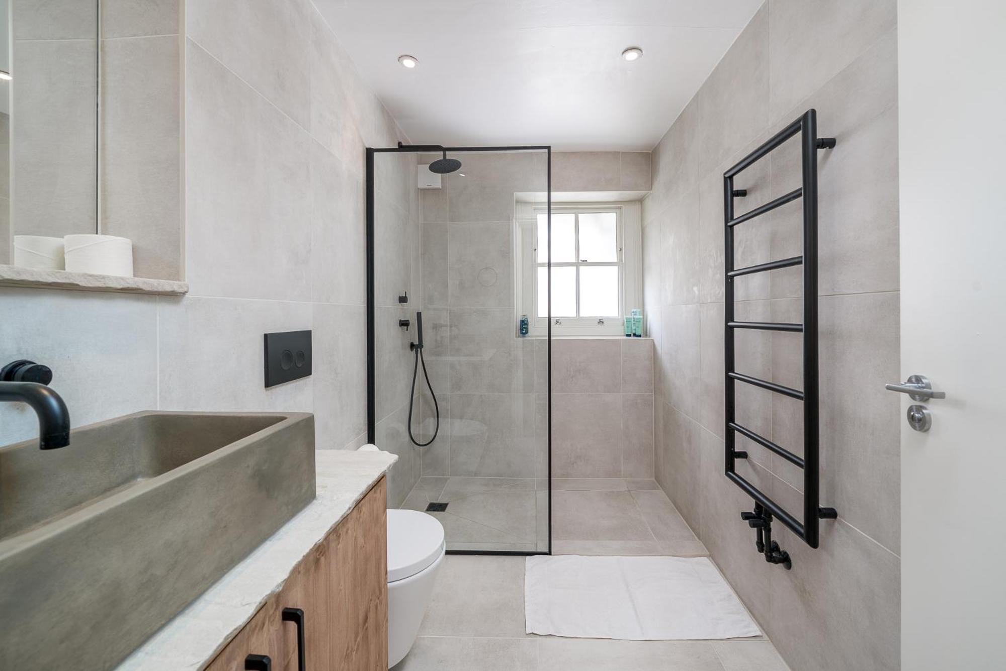 Lovely 2 Bed 1 Bath In Wc1 Apartamento
